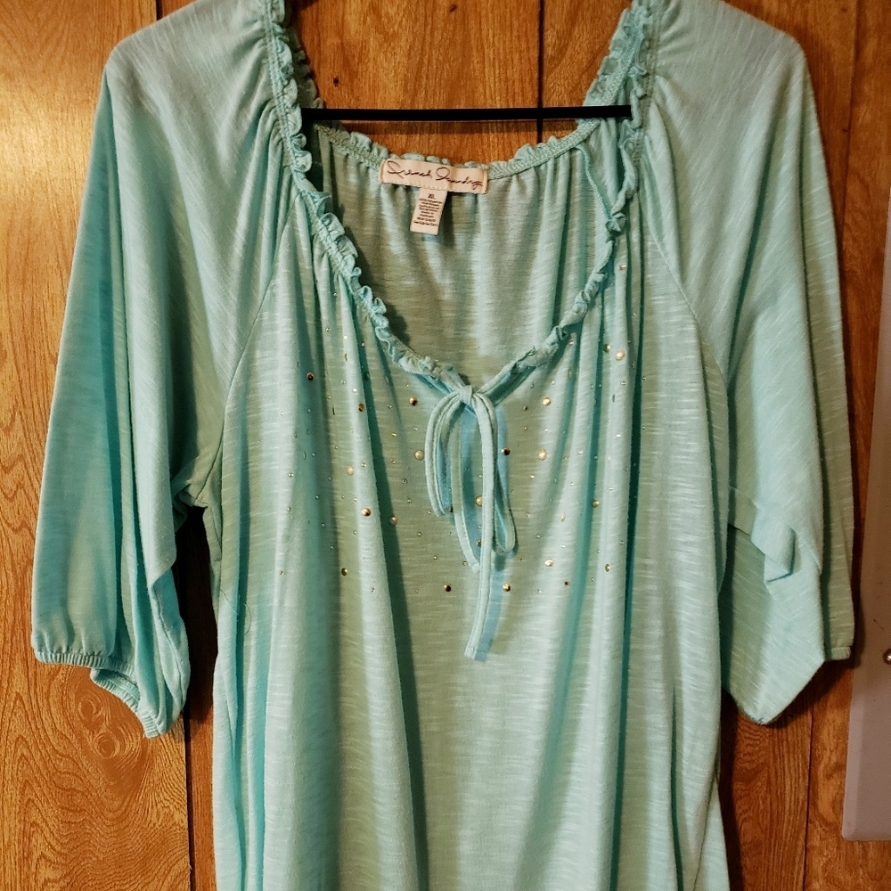 Ladies shirt